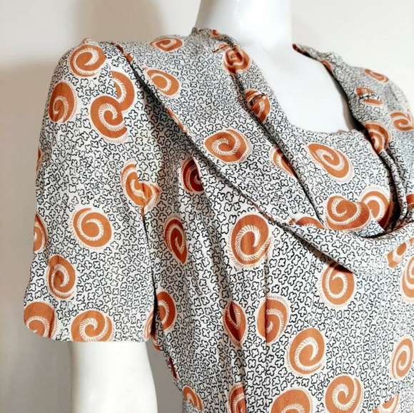1940s rayon novelty print swirls dress vintage - Picture 2 of 12